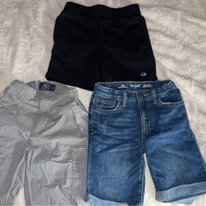 BOYS SHORTS SIZE S 7/8